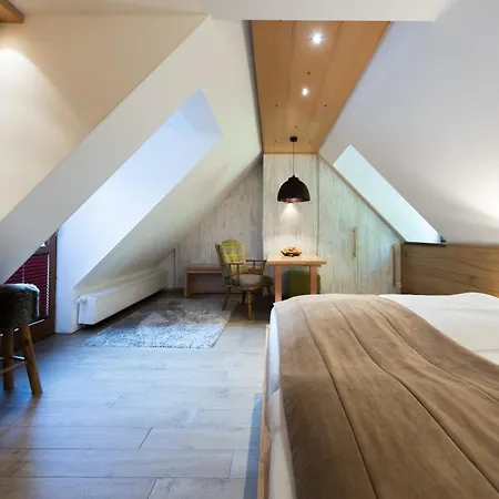 Hotel Im Krummbachtal 4*