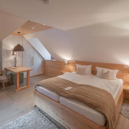 Im Krummbachtal Hotel
